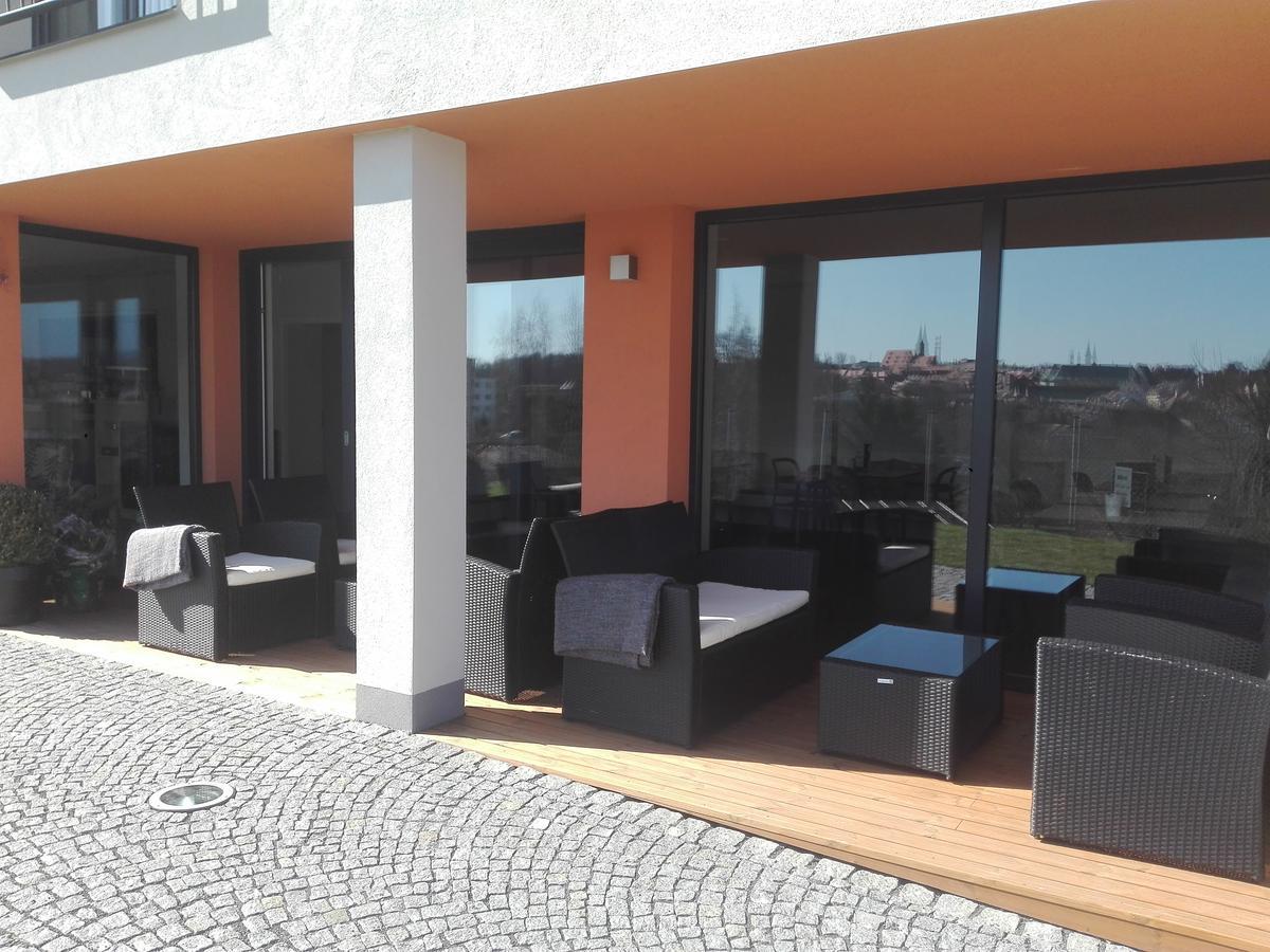 Penzion Cafe Na Svahu Cheb Exterior foto