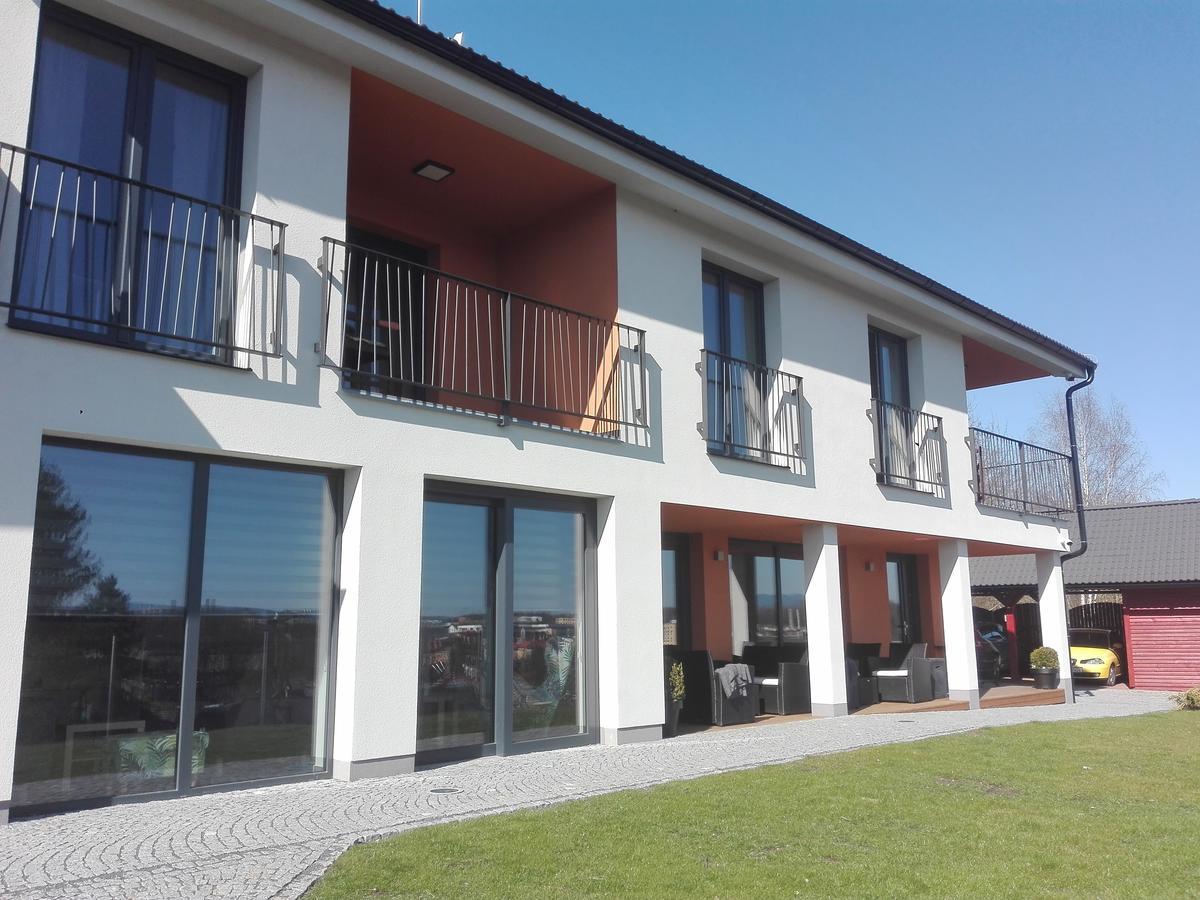 Penzion Cafe Na Svahu Cheb Exterior foto